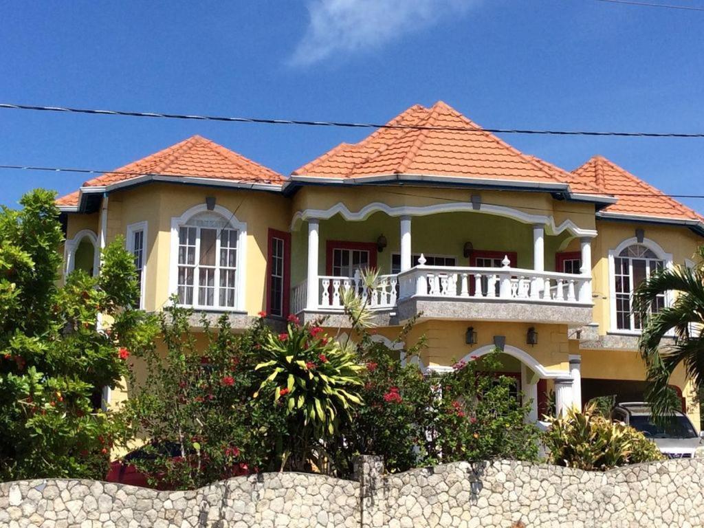 Jamaica Dream Gateway Hotell Richmond Eksteriør bilde